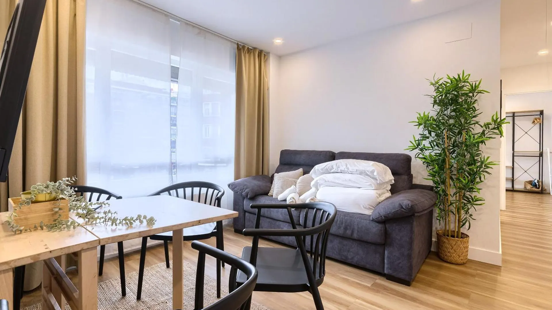 Deustown Apartamentos Bilbao 0*,  Spain